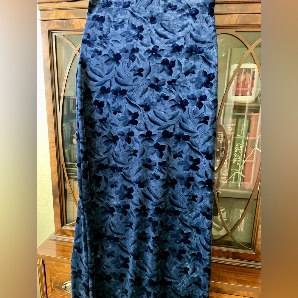 Bisou Bisou Deep Blue Floral Velvet Bodycon Full Length Gorgeous Dress S/M - Picture 4 of 6